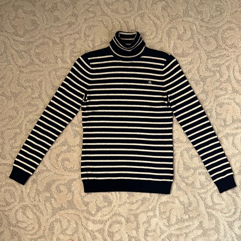 Ralph Lauren black/gold striped turtleneck. SizePS.90%cotton, 6%poly, 4%metallic